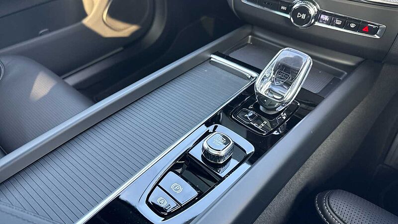 Volvo XC60 Black Edition Ultra T8 AWD Plug-in hybrid