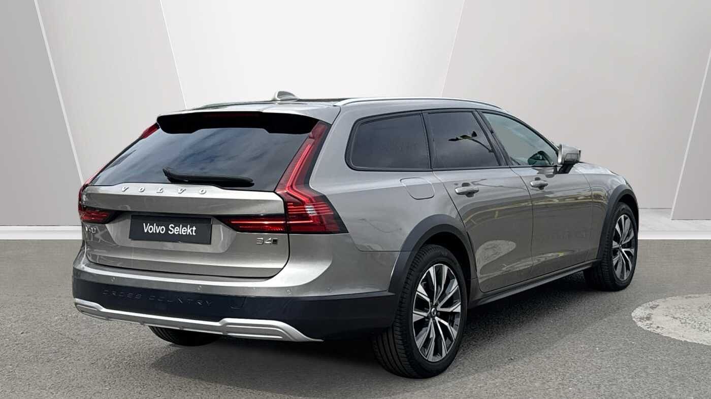 Volvo V90 Cross Country, B4 AWD mild hybrid