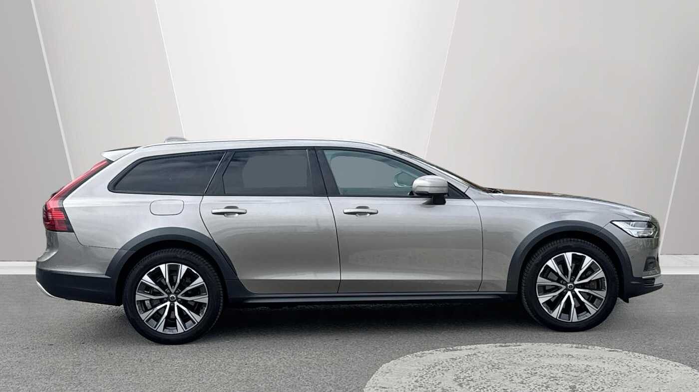 Volvo V90 Cross Country, B4 AWD mild hybrid