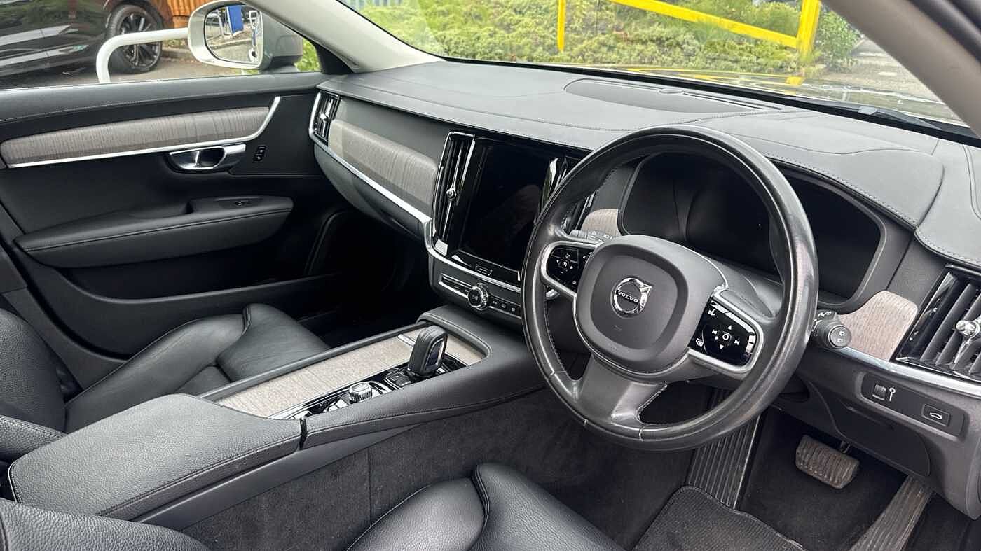 Volvo V90 Cross Country, B4 AWD mild hybrid