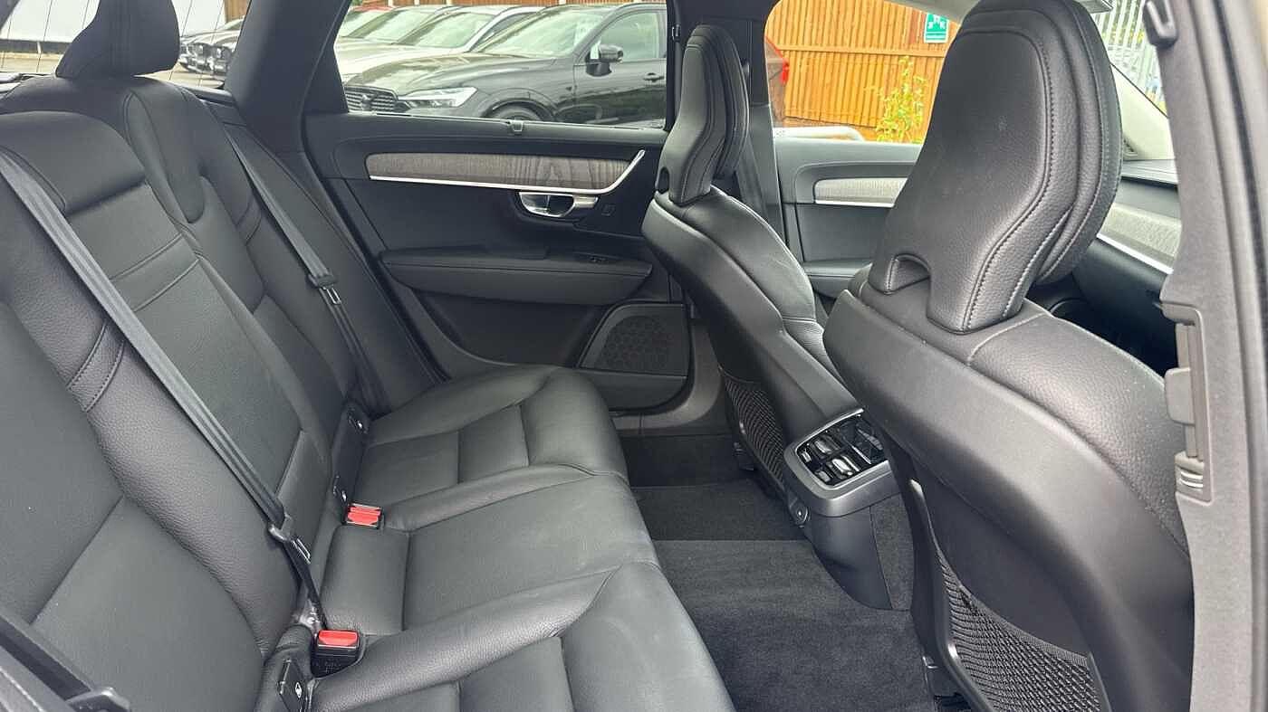 Volvo V90 Cross Country, B4 AWD mild hybrid