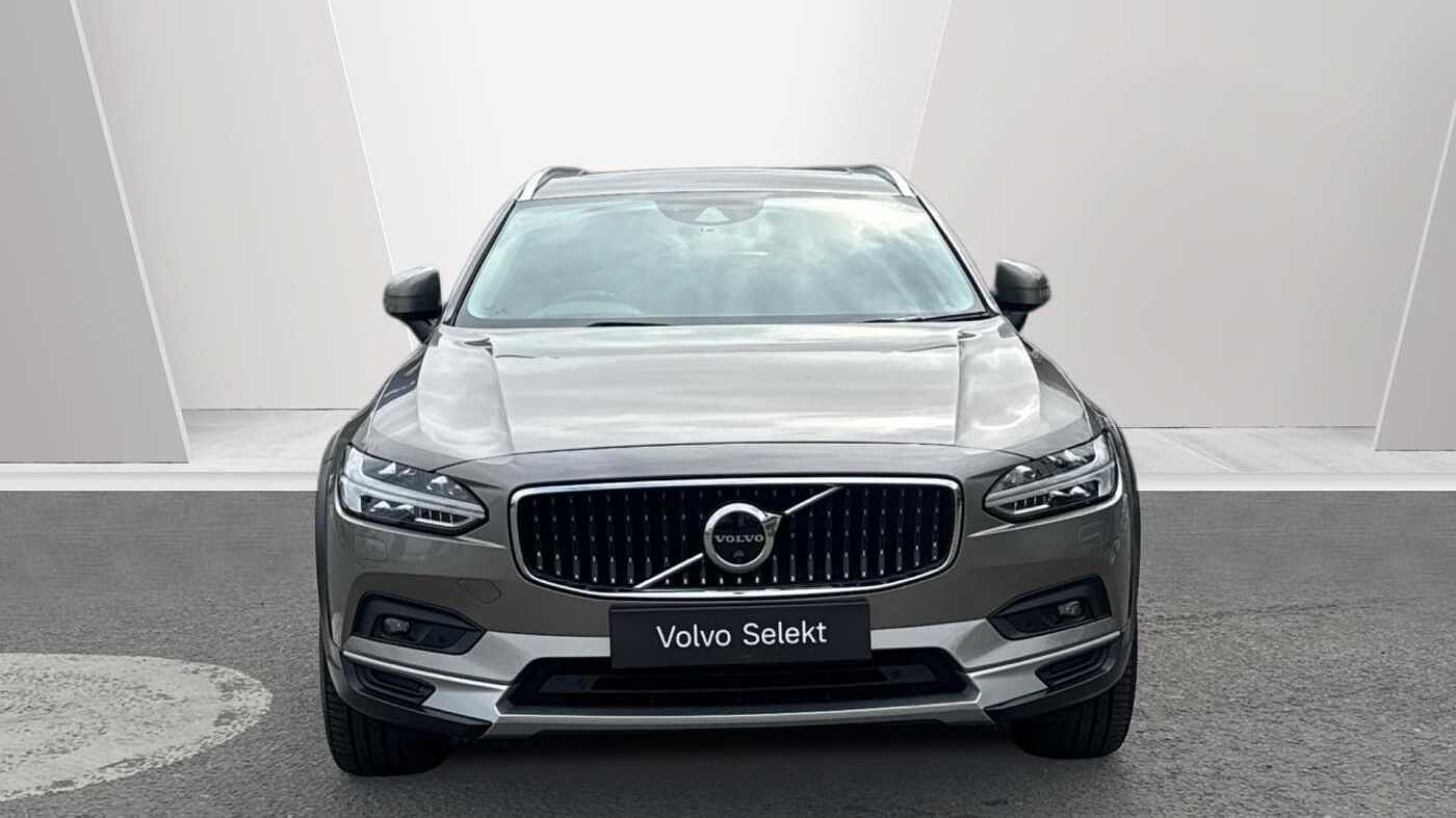 Volvo V90 Cross Country, B4 AWD mild hybrid