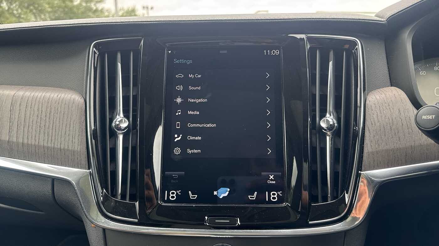 Volvo V90 Cross Country, B4 AWD mild hybrid