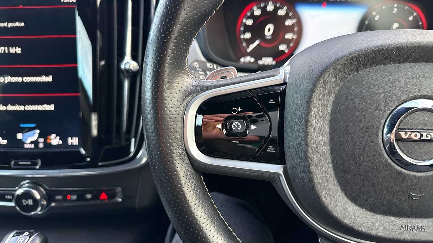 Volvo S90 D4 R-Design Automatic