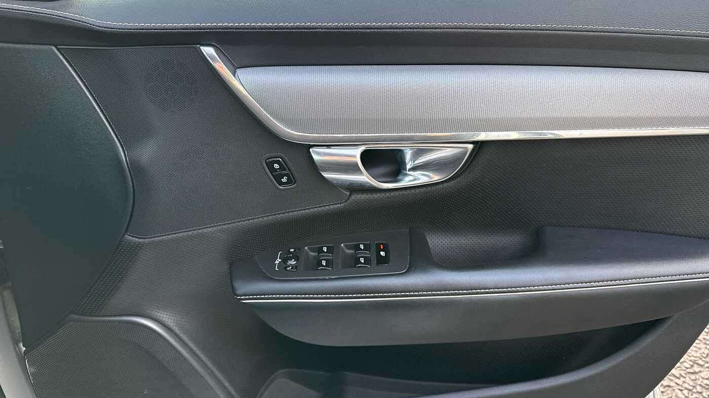 Volvo S90 D4 R-Design Automatic