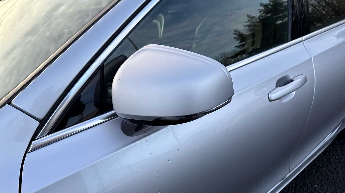 Volvo S90 D4 R-Design Automatic