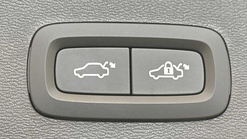 Volvo XC40 Ultra, B4 Mild hybrid, Petrol, Bright