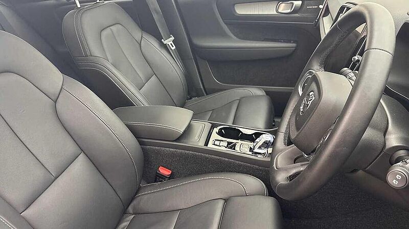 Volvo XC40 Ultra, B4 Mild hybrid, Petrol, Bright