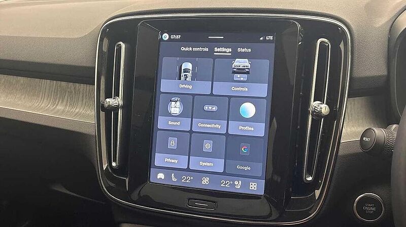 Volvo XC40 Ultra, B4 Mild hybrid, Petrol, Bright