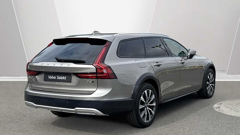 Volvo V90 Cross Country, B4 AWD mild hybrid