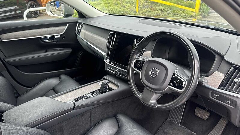 Volvo V90 Cross Country, B4 AWD mild hybrid