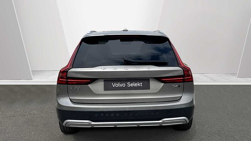 Volvo V90 Cross Country, B4 AWD mild hybrid