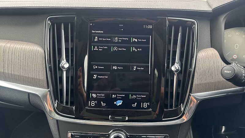 Volvo V90 Cross Country, B4 AWD mild hybrid
