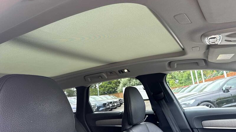 Volvo V90 Cross Country, B4 AWD mild hybrid