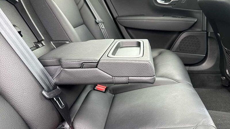 Volvo V90 Cross Country, B4 AWD mild hybrid