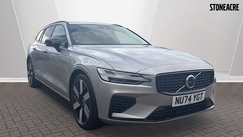 Volvo V60 Plus, T6 AWD Plug-in hybrid, Electric/Petrol, Dark