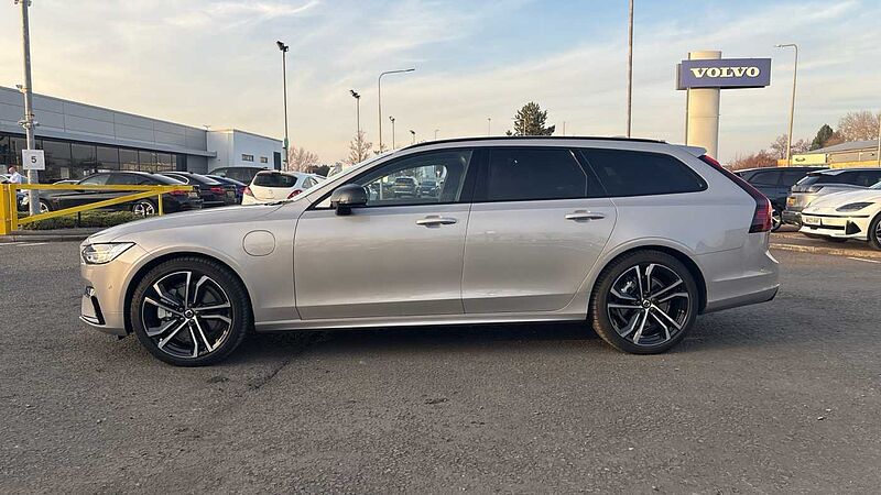 Volvo V90 Ultra, T8 AWD Plug-in hybrid, Electric/Petrol, Dark