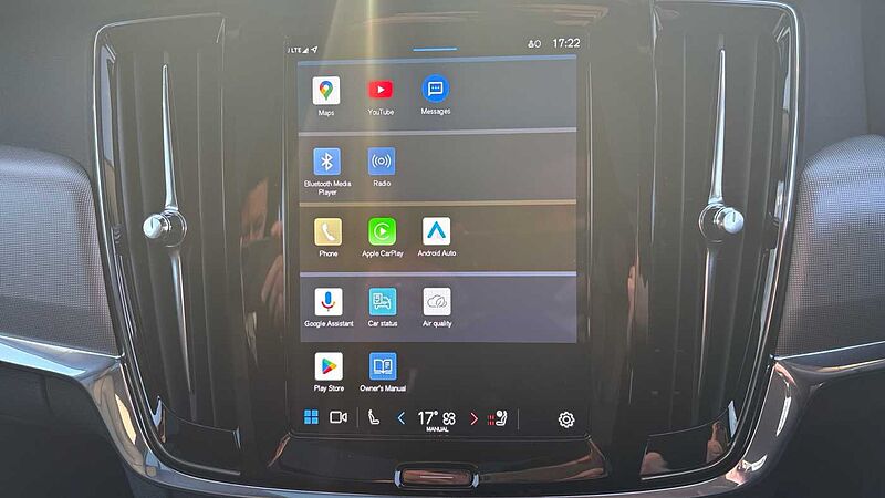 Volvo V90 Ultra, T8 AWD Plug-in hybrid, Electric/Petrol, Dark