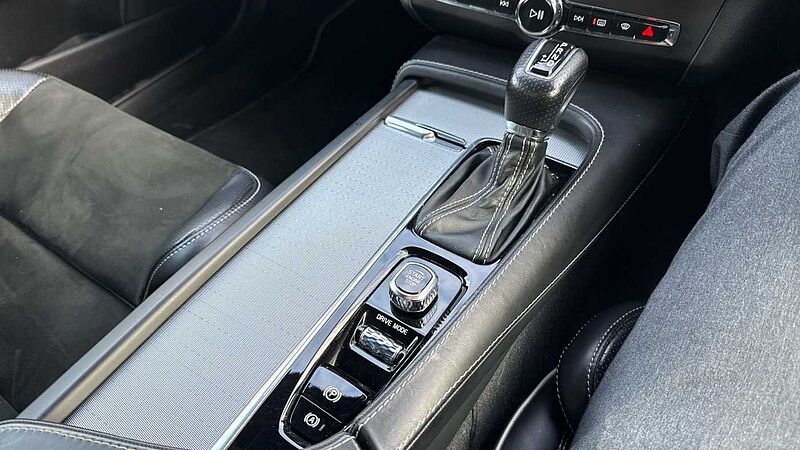 Volvo S90 D4 R-Design Automatic