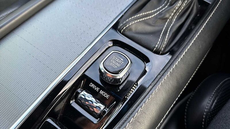 Volvo S90 D4 R-Design Automatic