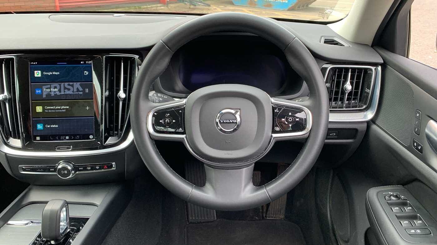 Volvo S60 Plus, B5 AWD Mild hybrid, Petrol, Dark