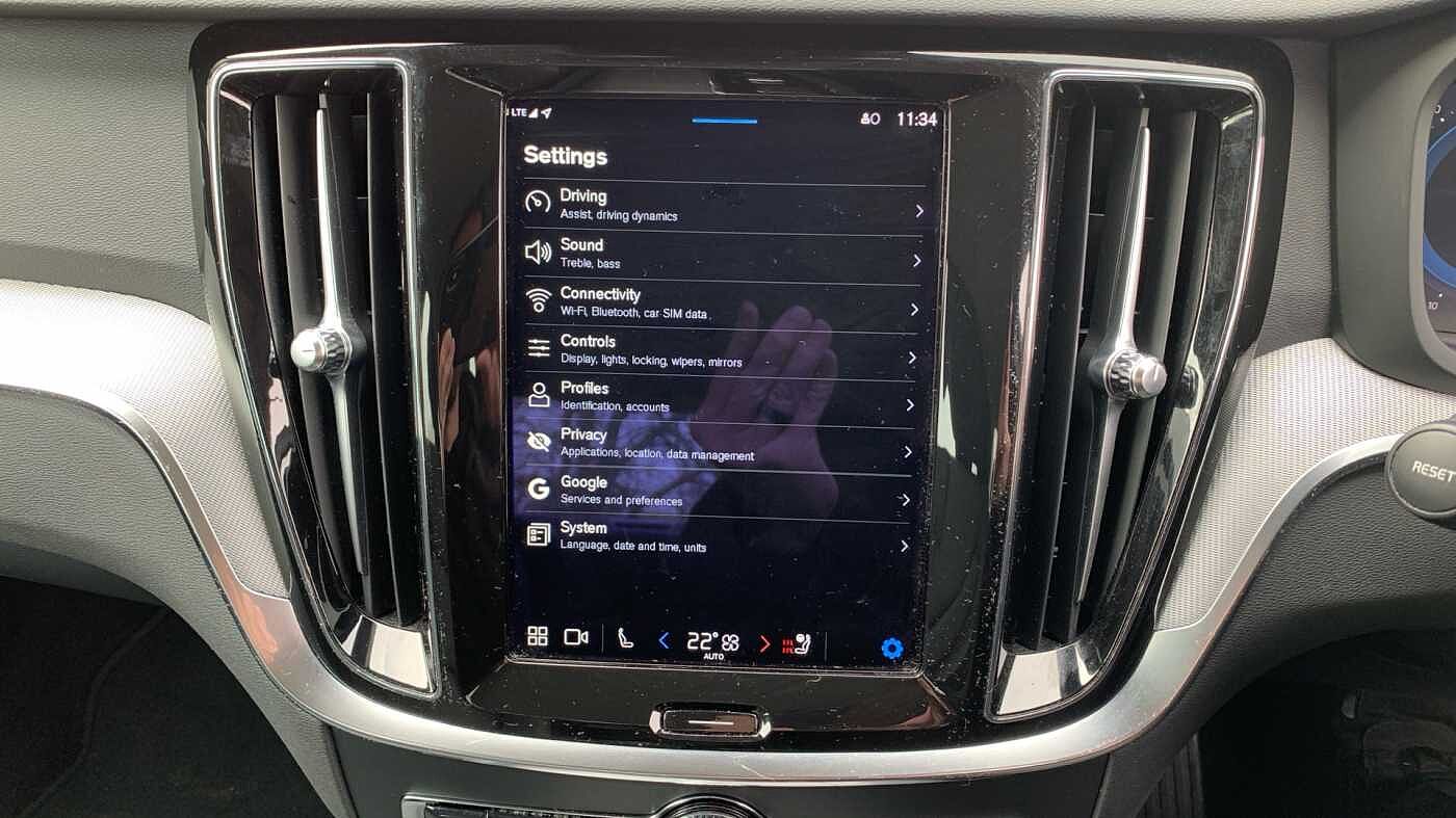 Volvo S60 Plus, B5 AWD Mild hybrid, Petrol, Dark