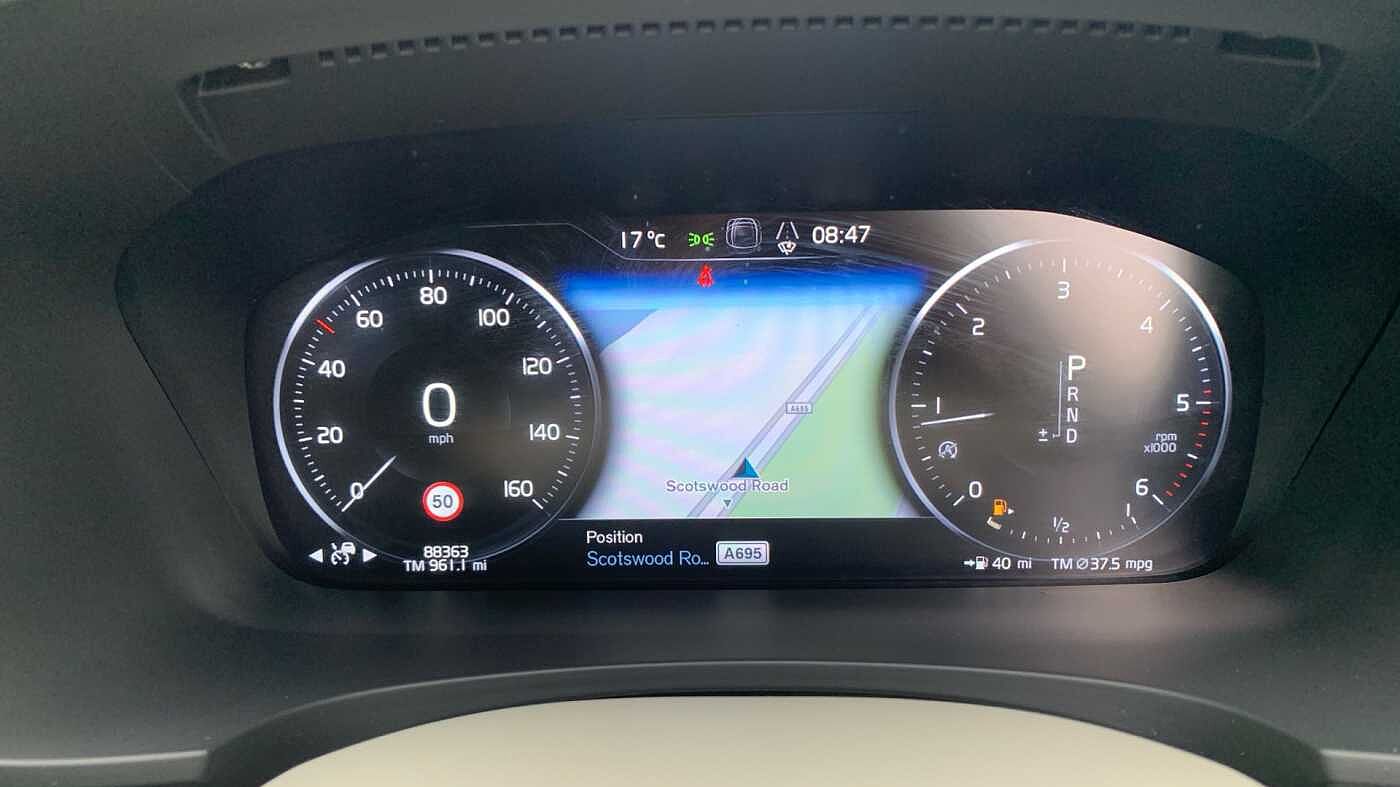 Volvo V90 Cross Country D5 AWD Plus Automatic