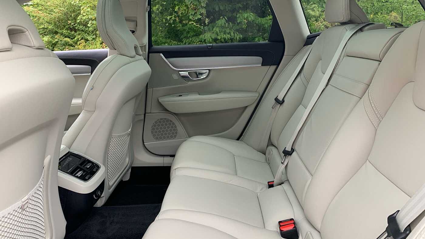 Volvo V90 Cross Country D5 AWD Plus Automatic