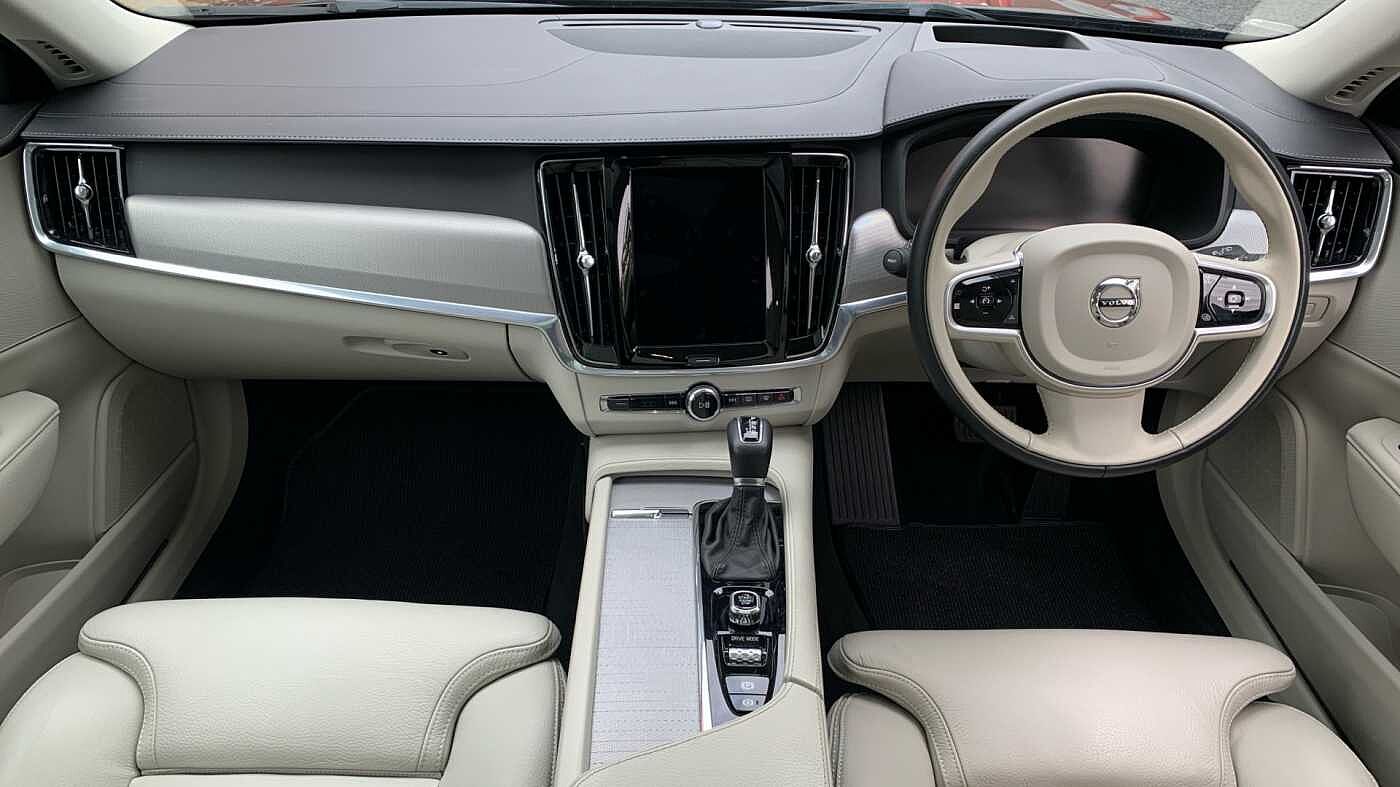 Volvo V90 Cross Country D5 AWD Plus Automatic