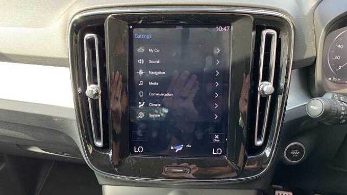 Volvo XC40 T3 Momentum Manual