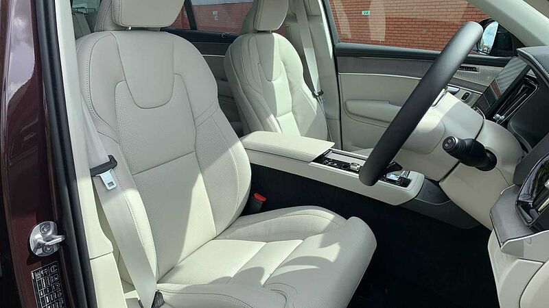 Volvo XC90 Ultra, T8 AWD Plug-in hybrid, Electric/Petrol, Dark, 7 Seats
