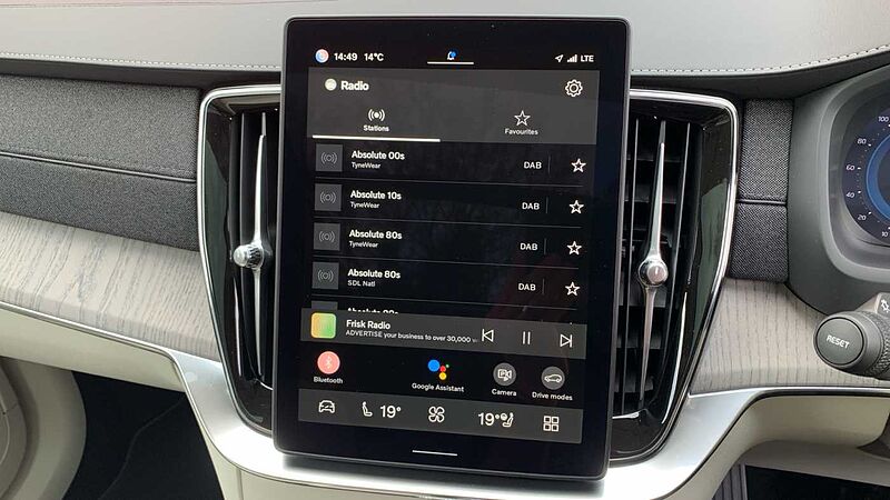 Volvo XC90 Ultra, T8 AWD Plug-in hybrid, Electric/Petrol, Dark, 7 Seats