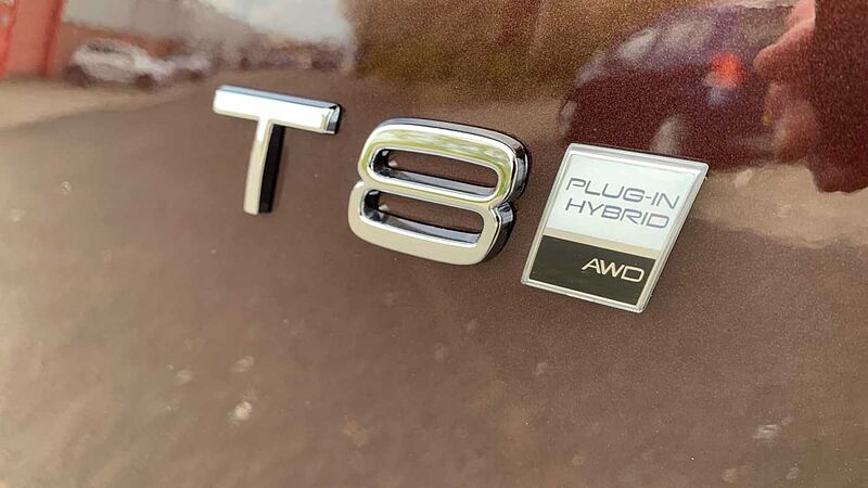 Volvo XC90 Ultra, T8 AWD Plug-in hybrid, Electric/Petrol, Dark, 7 Seats