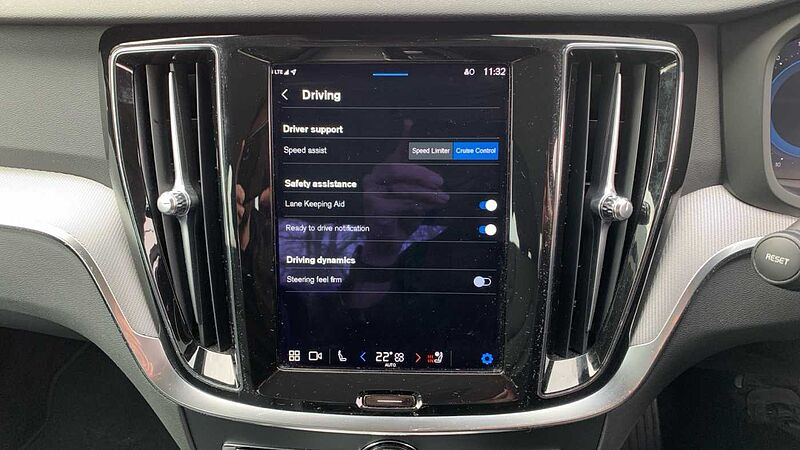 Volvo S60 Plus, B5 AWD Mild hybrid, Petrol, Dark