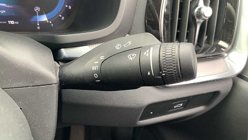 Volvo S60 Plus, B5 AWD Mild hybrid, Petrol, Dark