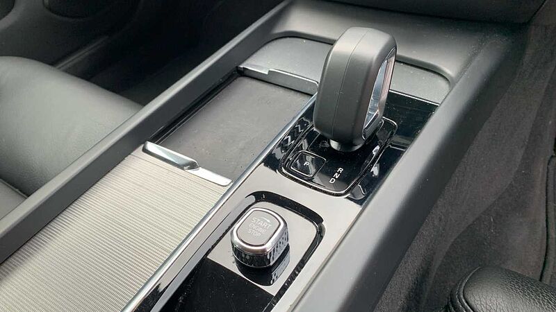 Volvo S60 Plus, B5 AWD Mild hybrid, Petrol, Dark