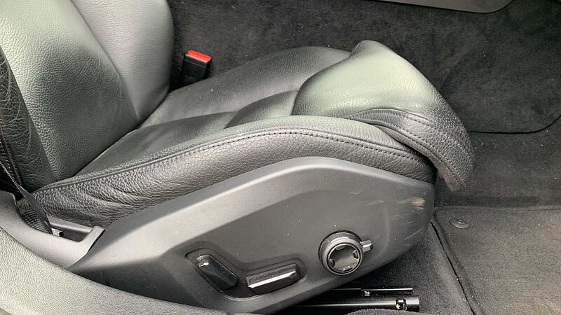 Volvo S60 Plus, B5 AWD Mild hybrid, Petrol, Dark