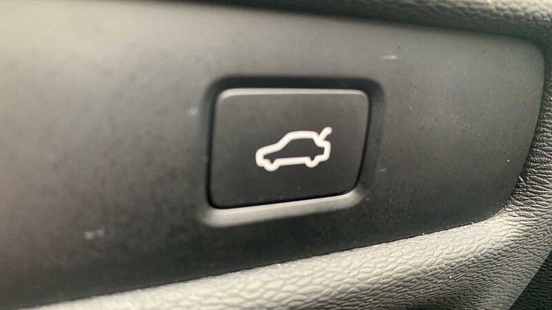 Volvo S60 Plus, B5 AWD Mild hybrid, Petrol, Dark