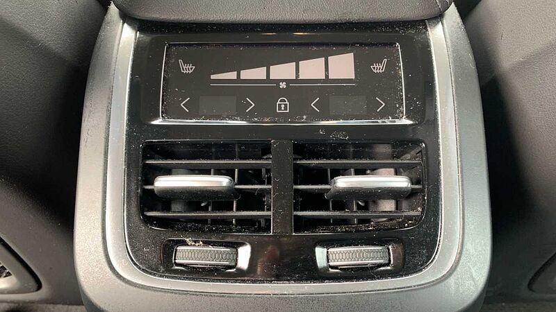 Volvo S60 Plus, B5 AWD Mild hybrid, Petrol, Dark