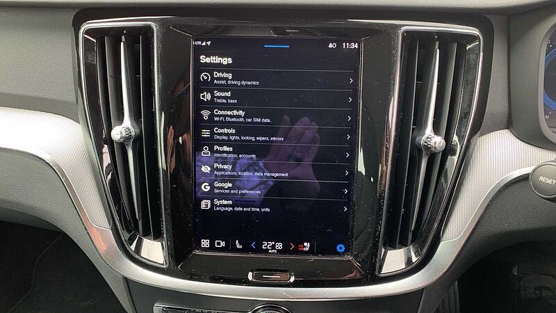 Volvo S60 Plus, B5 AWD Mild hybrid, Petrol, Dark