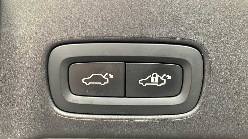 Volvo V90 Cross Country D5 AWD Plus Automatic