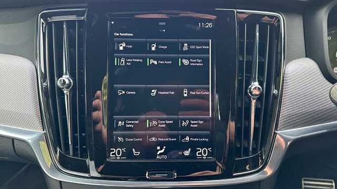 Volvo S90 Recharge R-Design, T8 AWD plug-in hybrid (Pilot Assist)