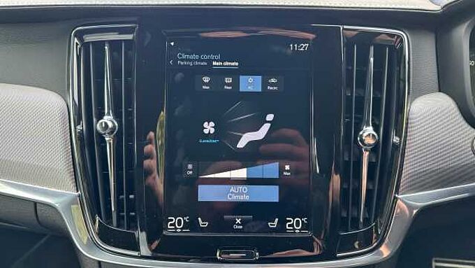 Volvo S90 Recharge R-Design, T8 AWD plug-in hybrid (Pilot Assist)