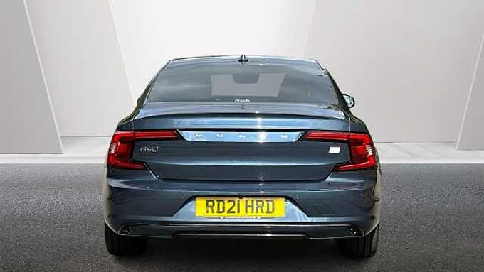 Volvo S90 Recharge R-Design, T8 AWD plug-in hybrid (Pilot Assist)
