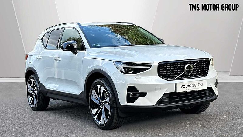 Volvo XC40 Ultra, B4 Mild hybrid, Petrol, Dark