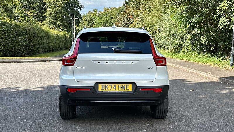 Volvo XC40 Ultra, B4 Mild hybrid, Petrol, Dark