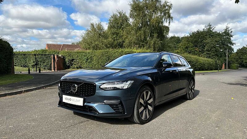 Volvo V90 Plus, T6 AWD Plug-in hybrid, Electric/Petrol, Dark