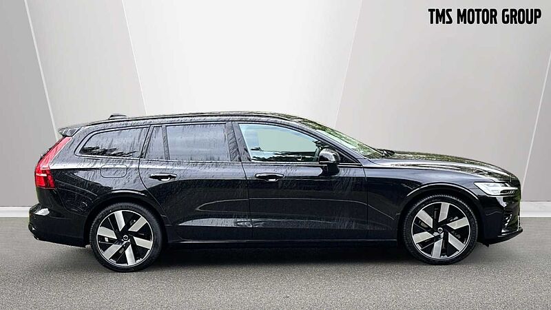 Volvo V60 Plus, T6 AWD Plug-in hybrid, Electric/Petrol, Dark