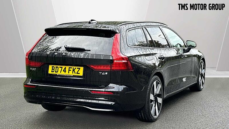 Volvo V60 Plus, T6 AWD Plug-in hybrid, Electric/Petrol, Dark