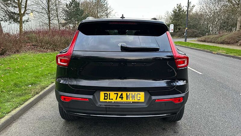 Volvo XC40 Black Edition Ultra, B4 Mild hybrid, Petrol